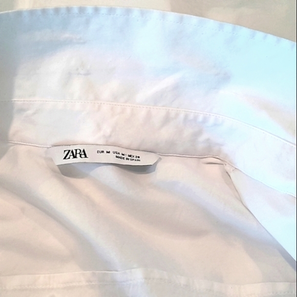 ZARA White Stretch Fitted Button Down LIKE NEW - fits more like a small - Picture 8 of 11
